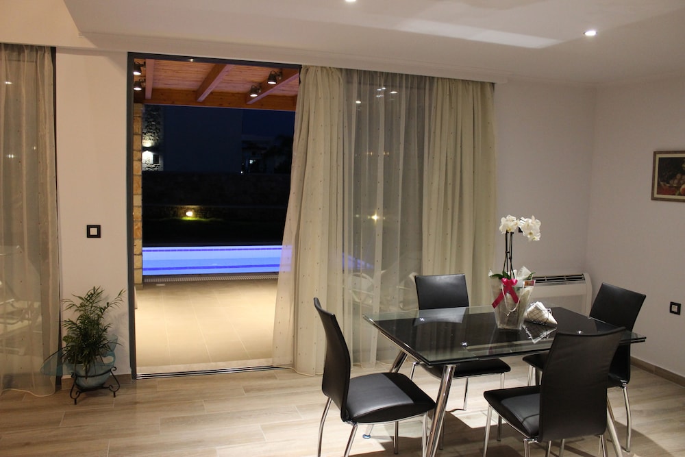 Estrella Villas — Hotel rooms in Lardos, South Aegean