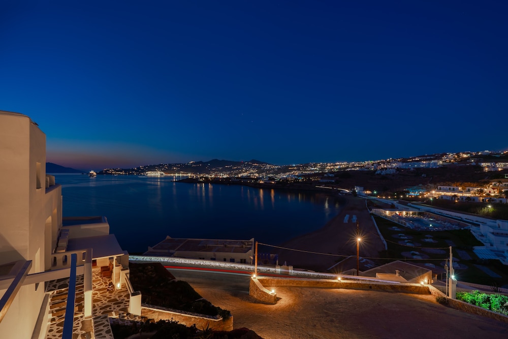 Cape Mykonos — Attractions in the area in Mykonos Town, South Aegean