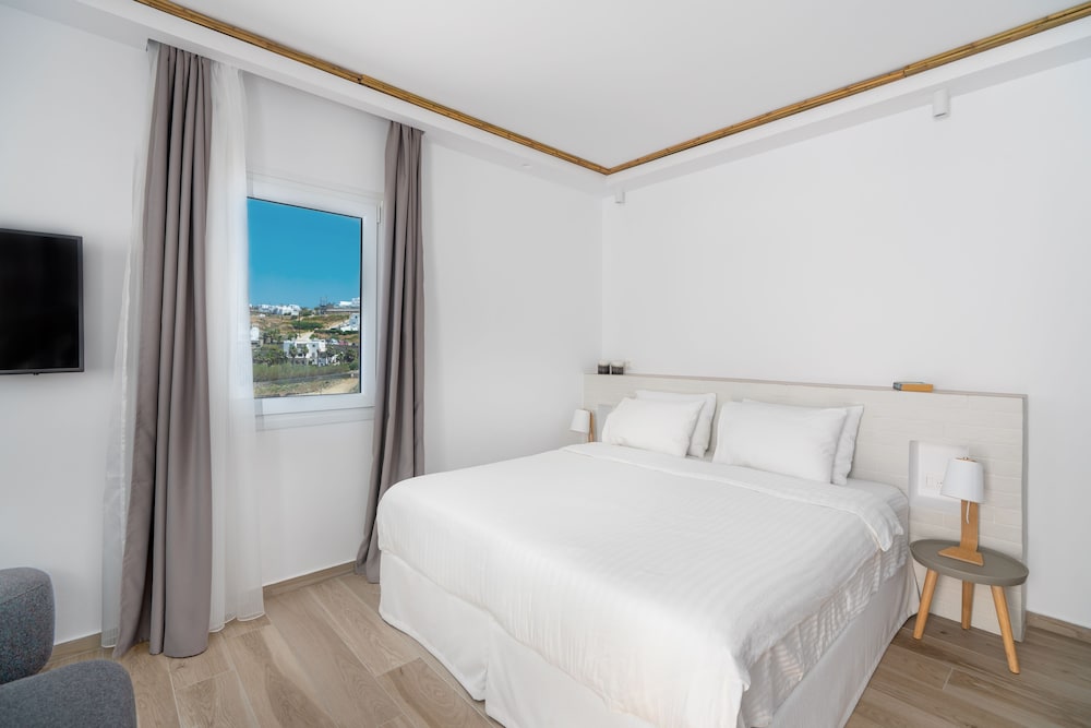 Cape Mykonos — Hotel rooms in Mykonos Town, South Aegean