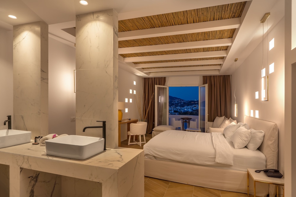 Cape Mykonos — Hotel rooms in Mykonos Town, South Aegean