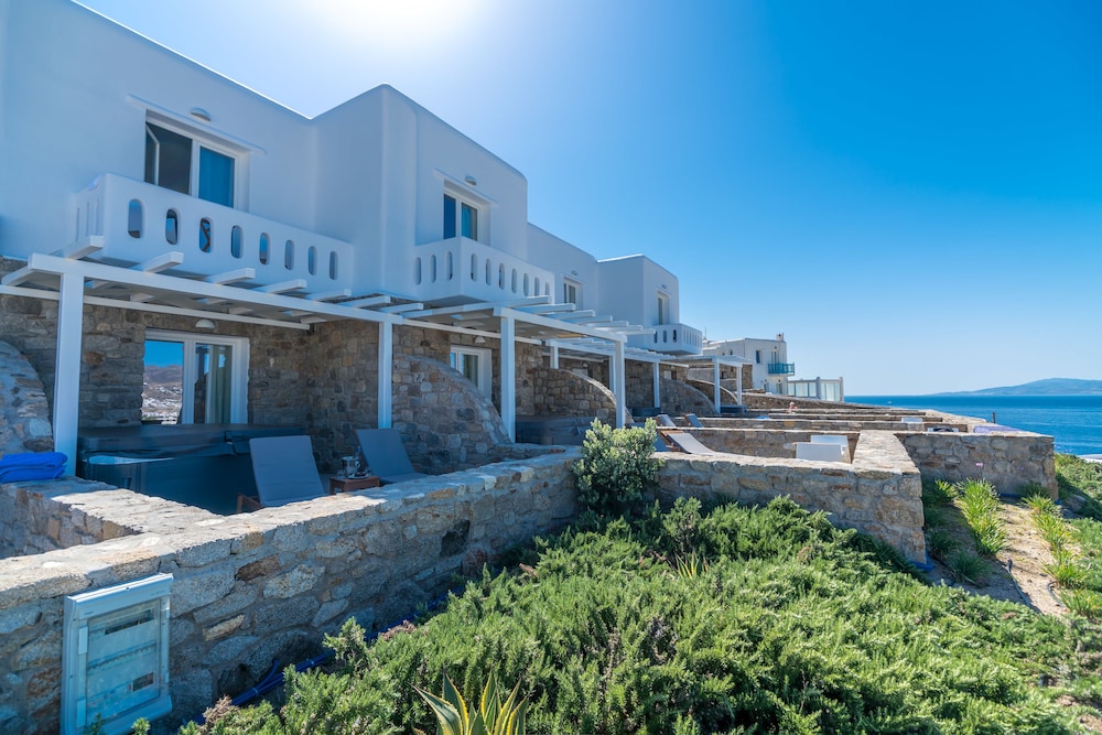 Cape Mykonos — Hotel building in Mykonos Town, South Aegean