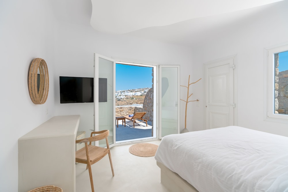 Cape Mykonos — Hotel rooms in Mykonos Town, South Aegean