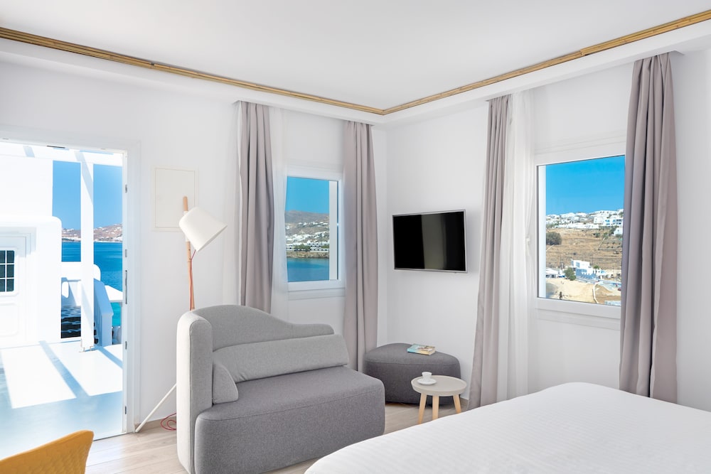 Cape Mykonos — Hotel rooms in Mykonos Town, South Aegean