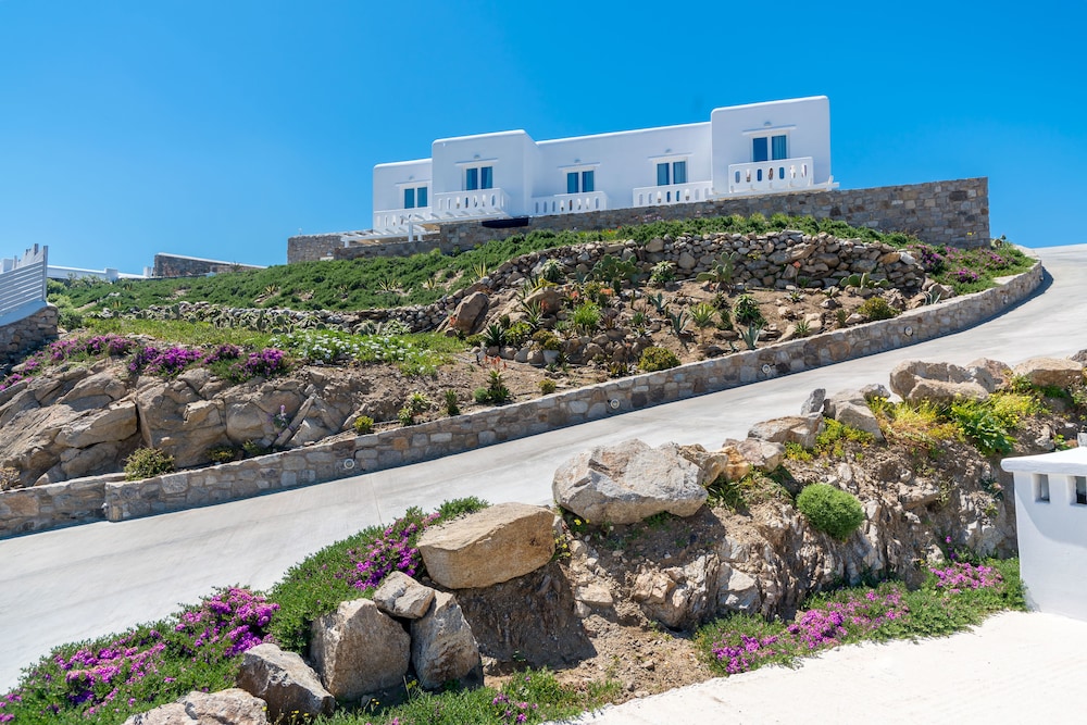 Cape Mykonos — Hotel building in Mykonos Town, South Aegean