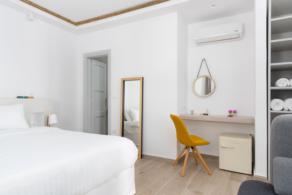 Cape Mykonos — Hotel rooms in Mykonos Town, South Aegean
