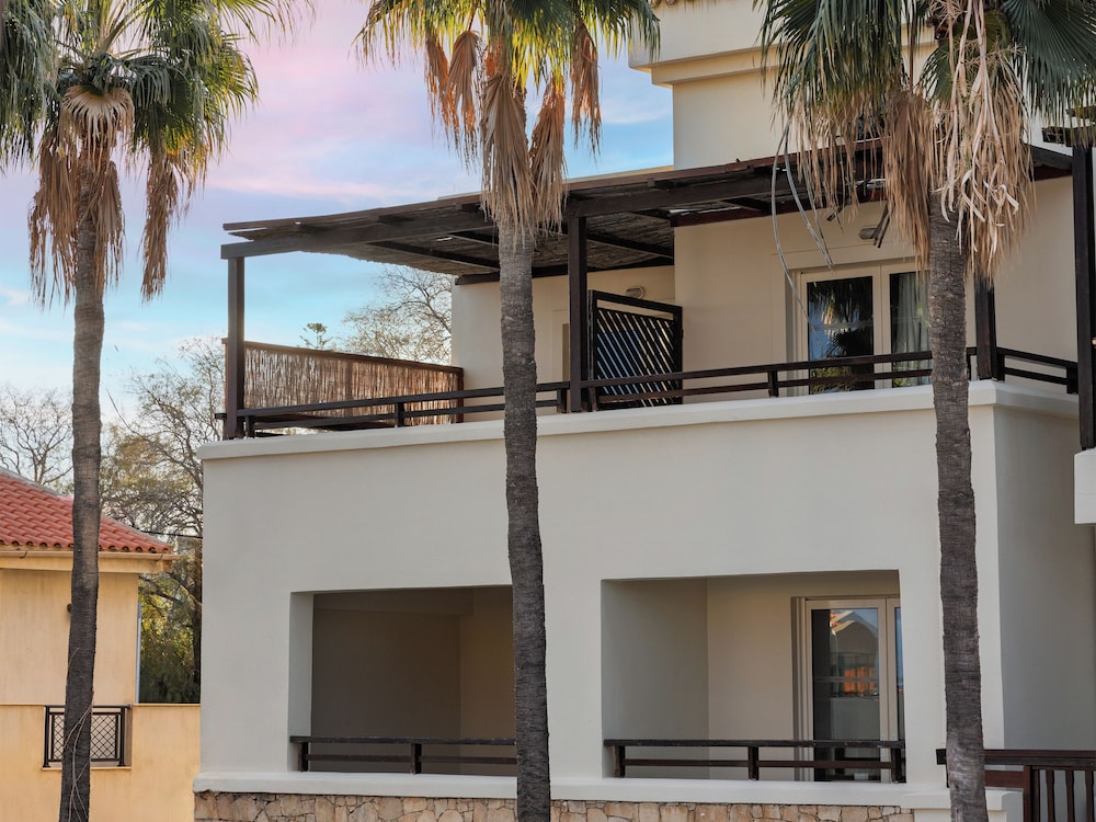 Grecotel Casa Adele — Hotel building in Rethymnon