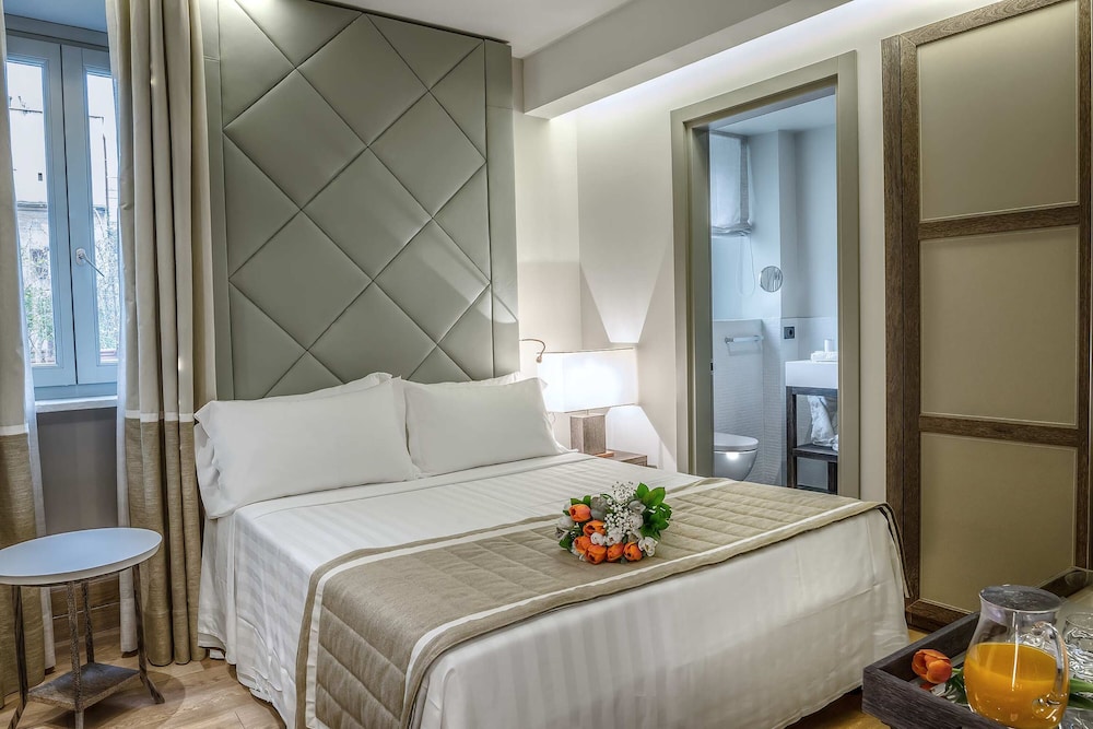 Martis Palace Hotel — Hotel rooms in Rome, Lazio