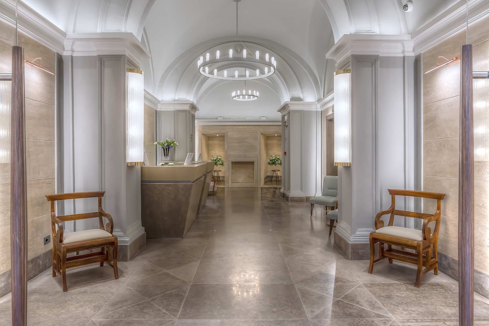 Martis Palace Hotel — Hotel building in Rome, Lazio