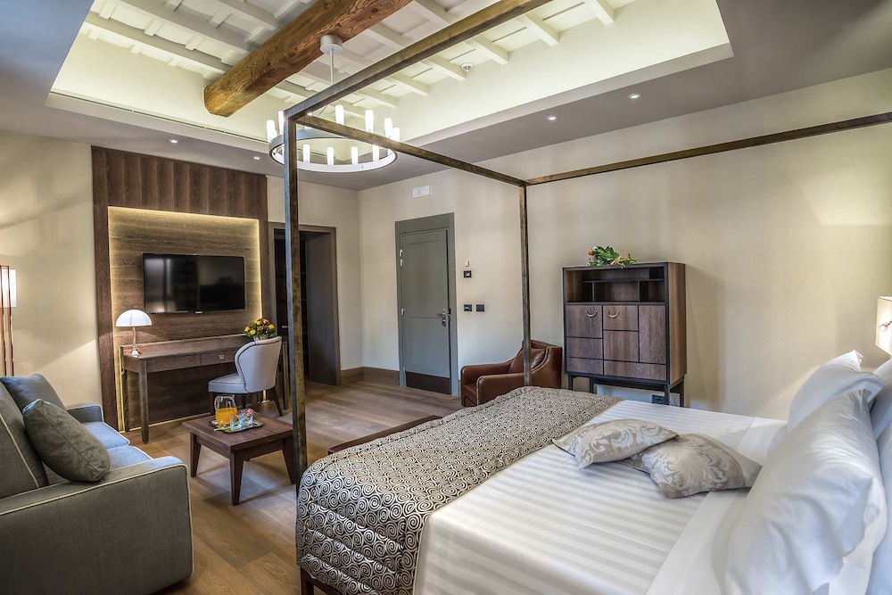 Martis Palace Hotel — Hotel rooms in Rome, Lazio