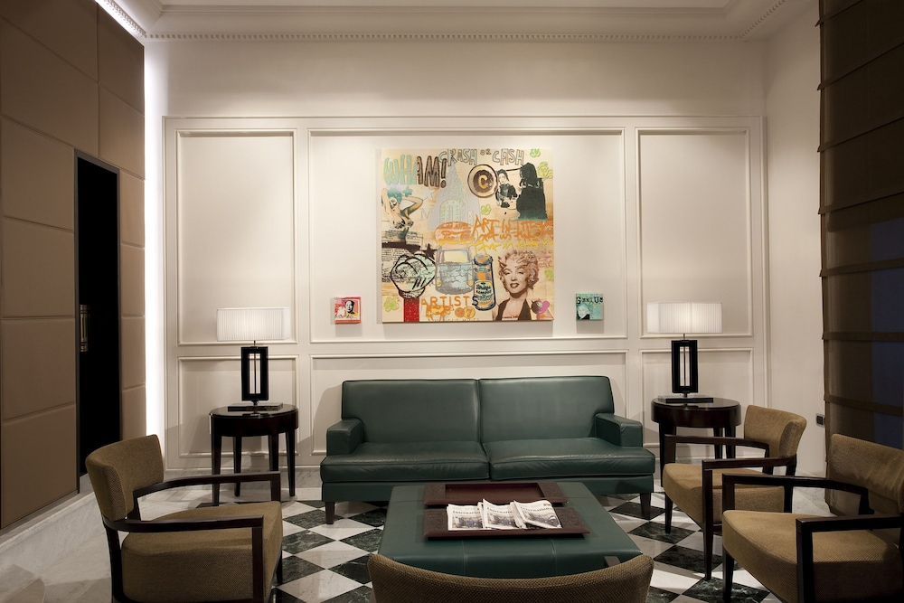 Mascagni Luxury Rooms & Suites — Hotel building in Rome, Lazio