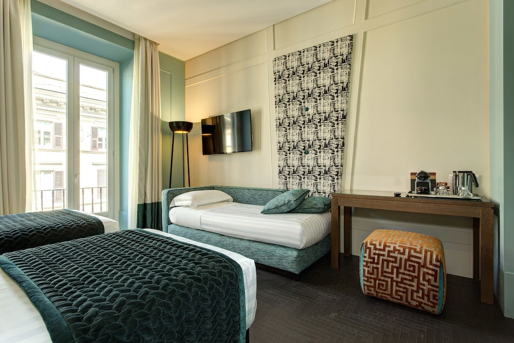 Mascagni Luxury Rooms & Suites — Hotel rooms in Rome, Lazio