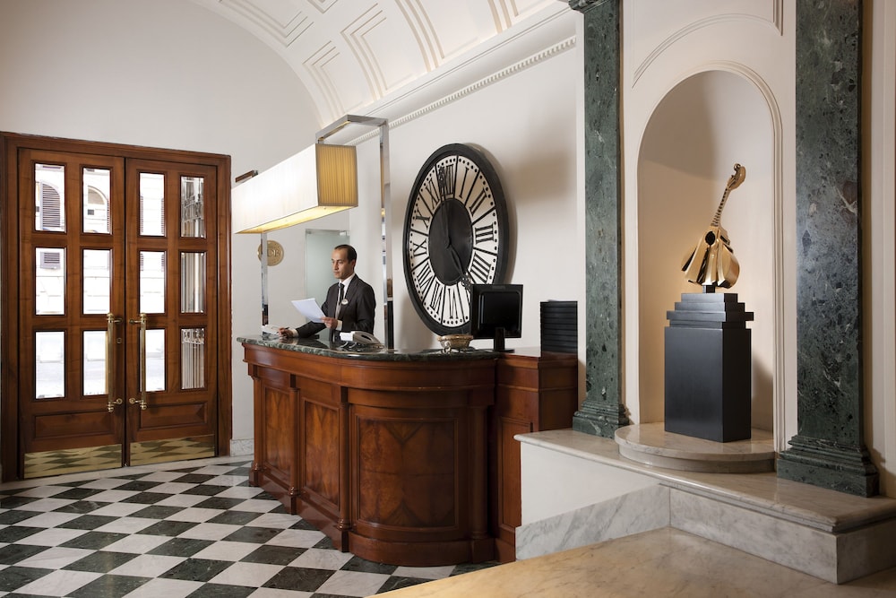 Mascagni Luxury Rooms & Suites — Hotel building in Rome, Lazio