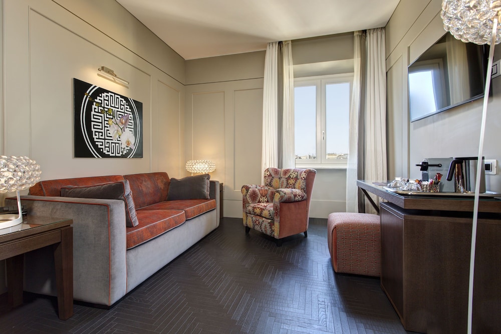Mascagni Luxury Rooms & Suites — Hotel rooms in Rome, Lazio