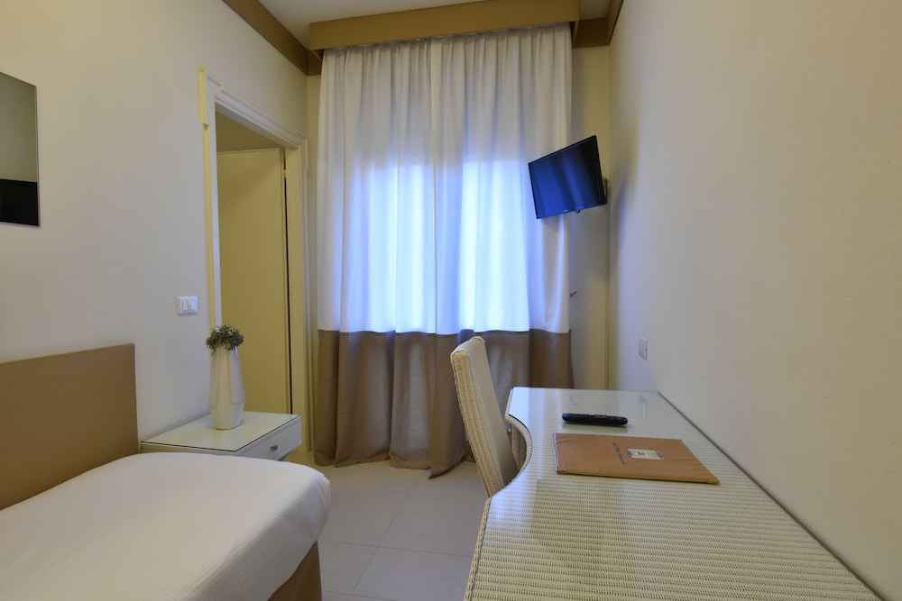 Park Hotel Maracaibo — Hotel rooms in Jesolo, Veneto