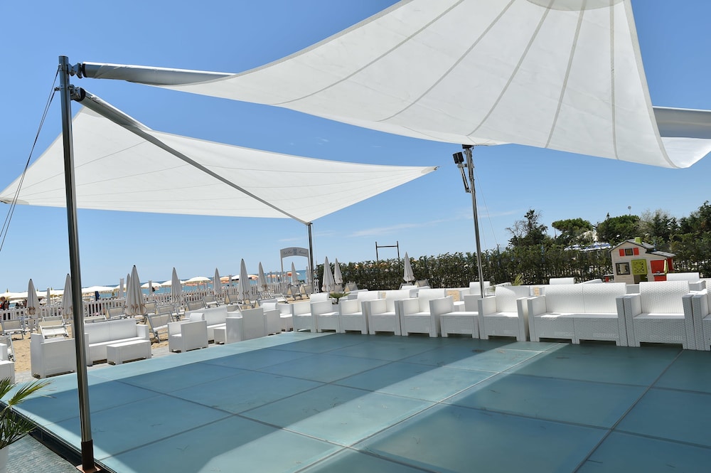 Park Hotel Maracaibo — Beach in Jesolo, Veneto