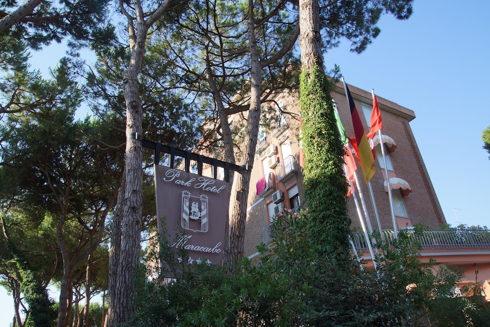 Park Hotel Maracaibo — Hotel building in Jesolo, Veneto