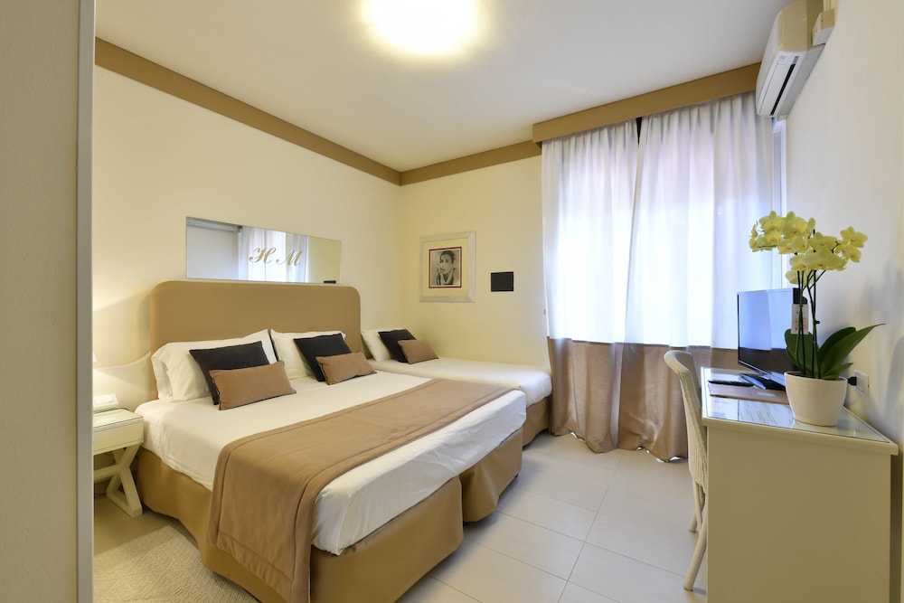 Park Hotel Maracaibo — Hotel rooms in Jesolo, Veneto
