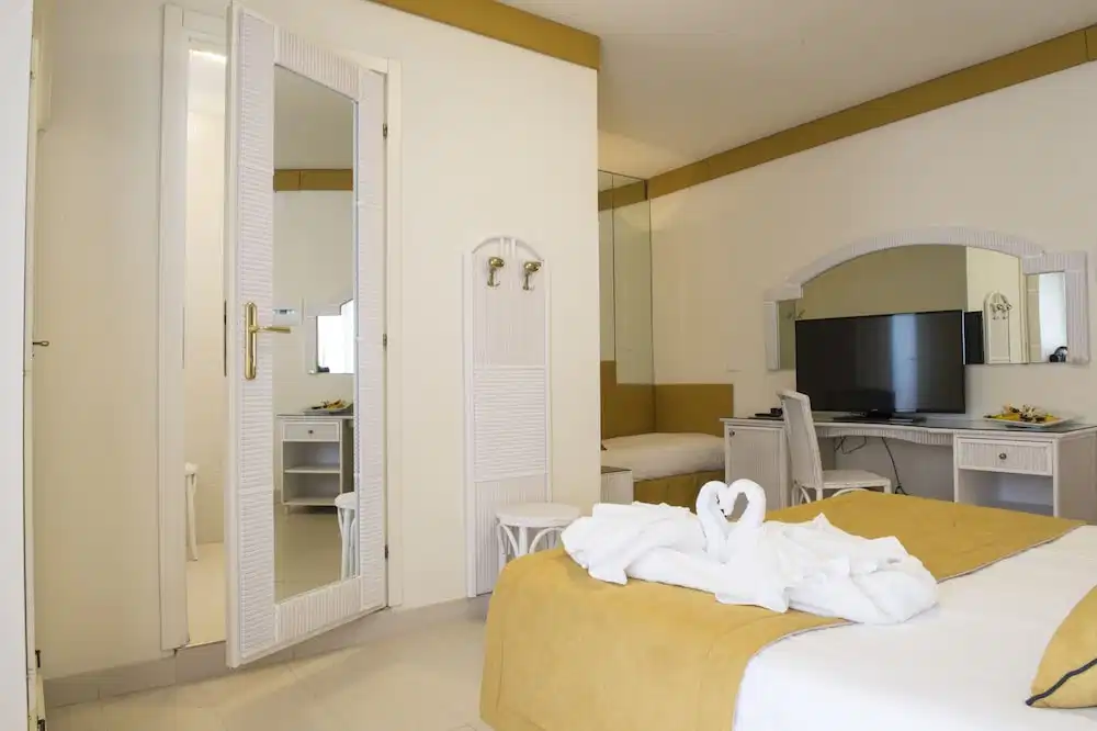 Park Hotel Maracaibo — Hotel rooms in Jesolo, Veneto