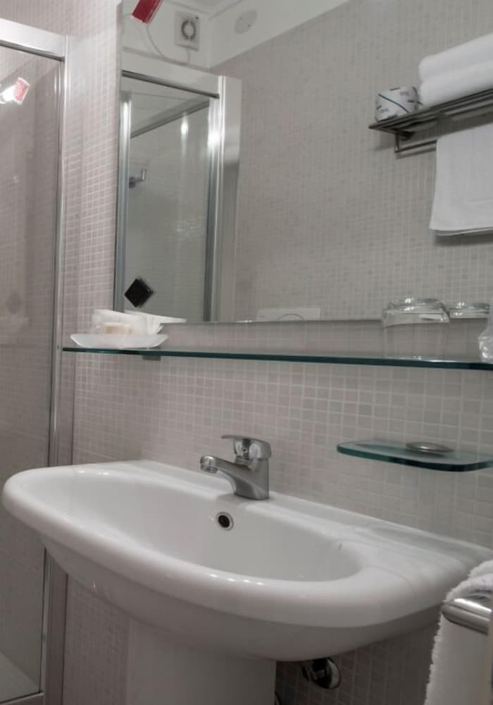 Park Hotel Maracaibo — Hotel rooms in Jesolo, Veneto