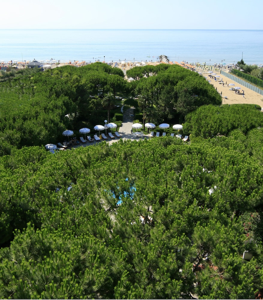 Park Hotel Maracaibo — Beach in Jesolo, Veneto