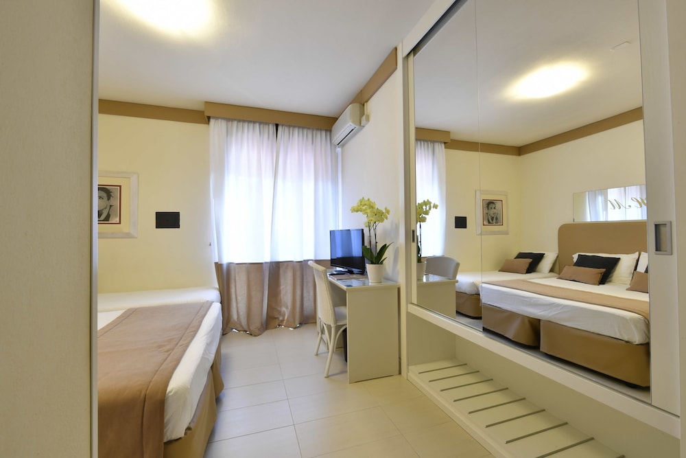 Park Hotel Maracaibo — Hotel rooms in Jesolo, Veneto