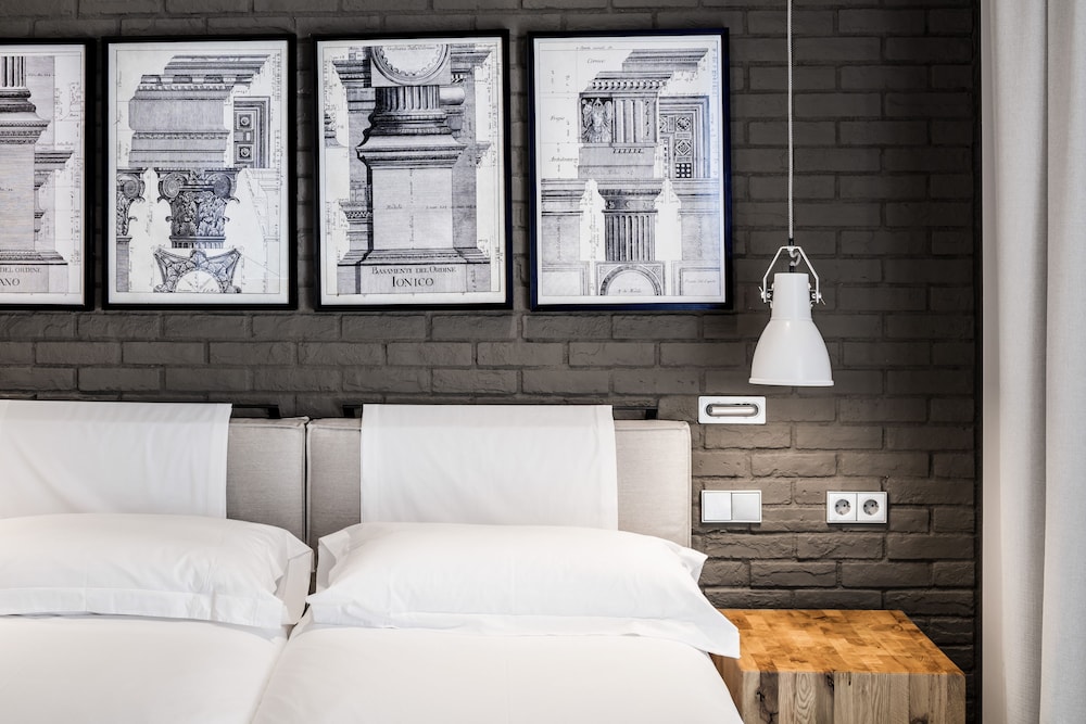 Midtown Apartments — Hotel rooms in Barcelona, Catalonia