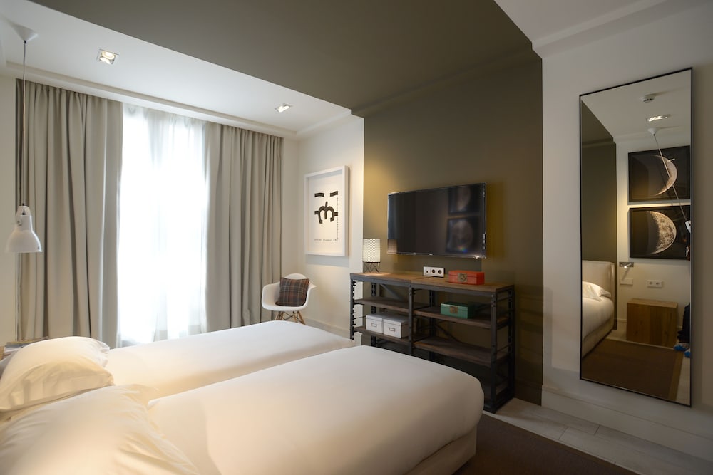 Midtown Apartments — Hotel rooms in Barcelona, Catalonia