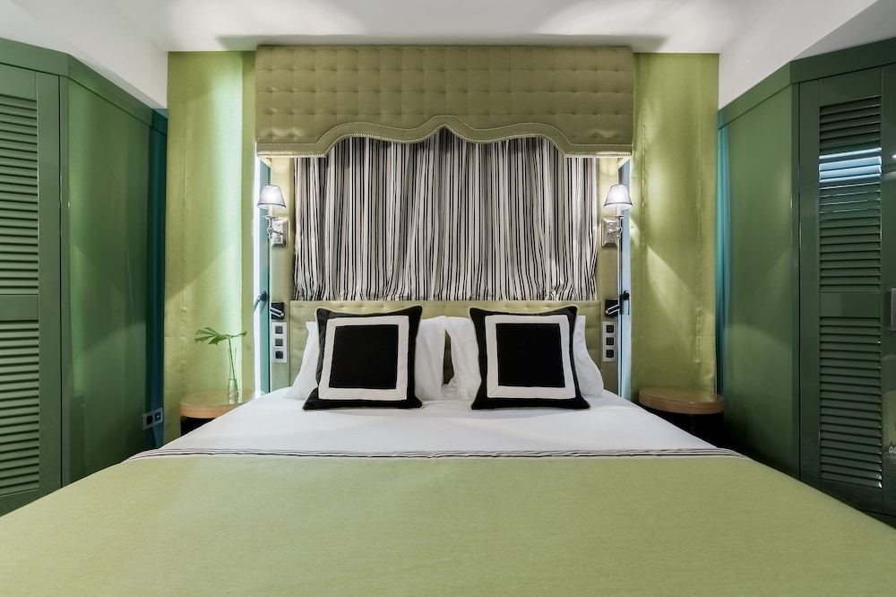 Room Mate Anna, Barcelona — Hotel rooms in Barcelona, Catalonia
