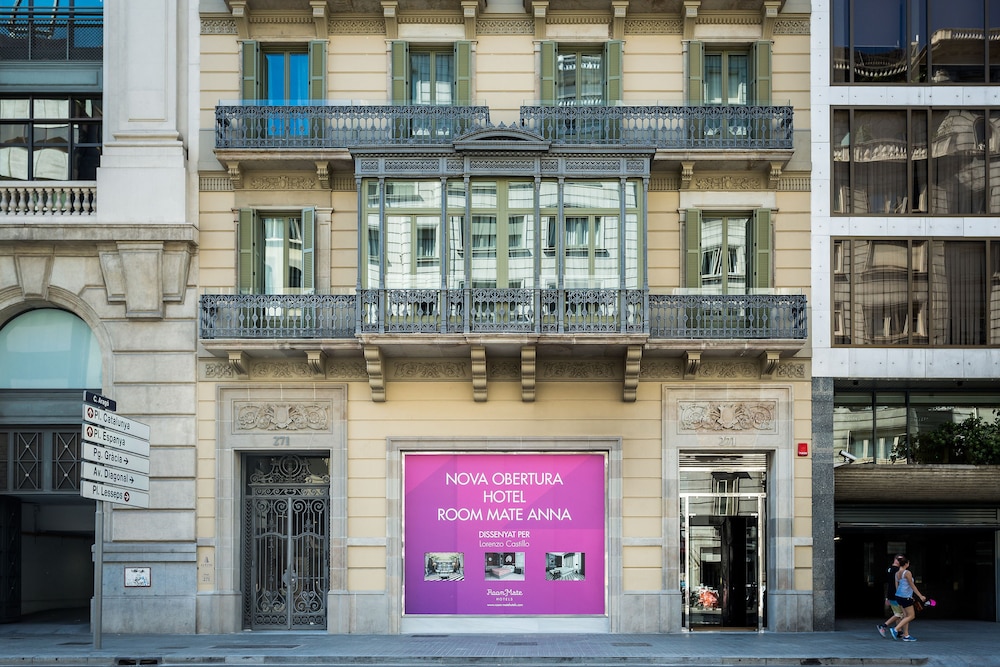 Room Mate Anna, Barcelona — Hotel building in Barcelona, Catalonia