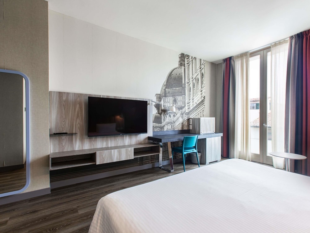 Mercure Firenze Centro — Hotel rooms in Florence, Tuscany