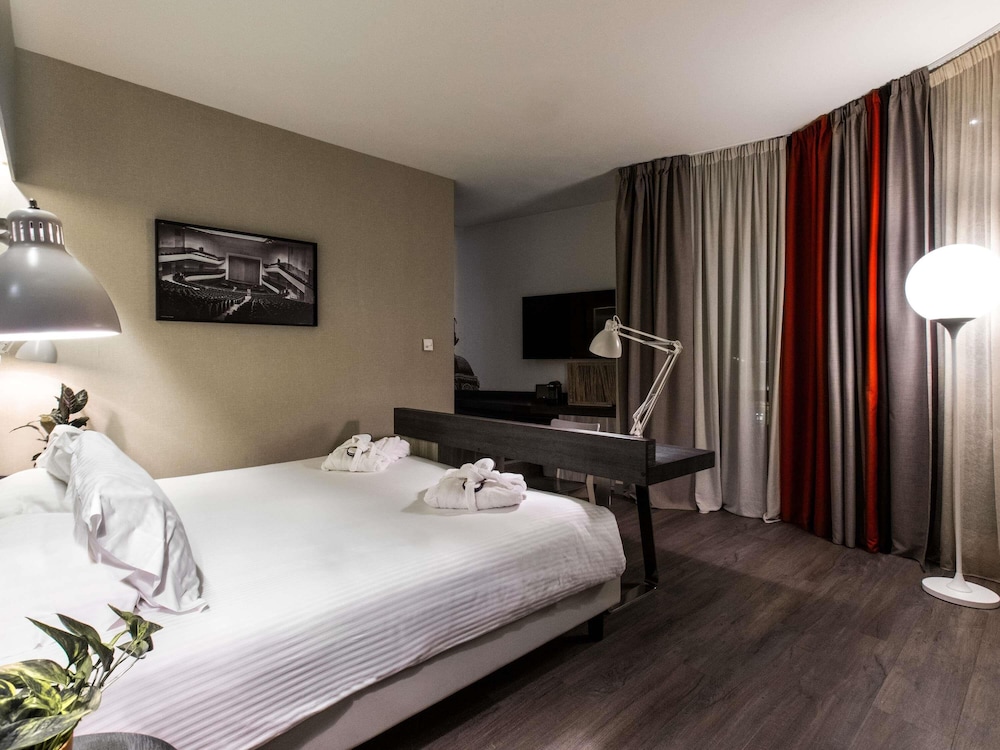 Mercure Firenze Centro — Hotel rooms in Florence, Tuscany