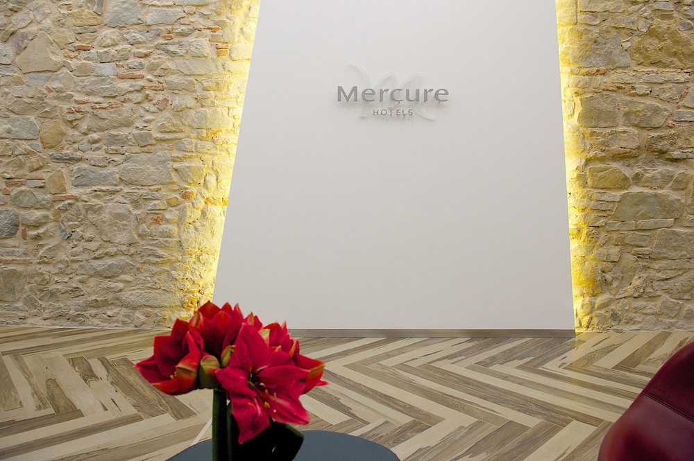 Mercure Firenze Centro — Hotel building in Florence, Tuscany