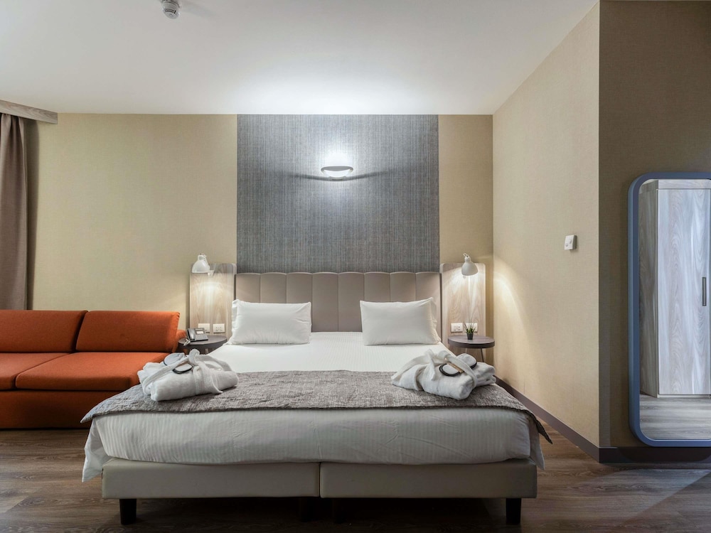 Mercure Firenze Centro — Hotel rooms in Florence, Tuscany