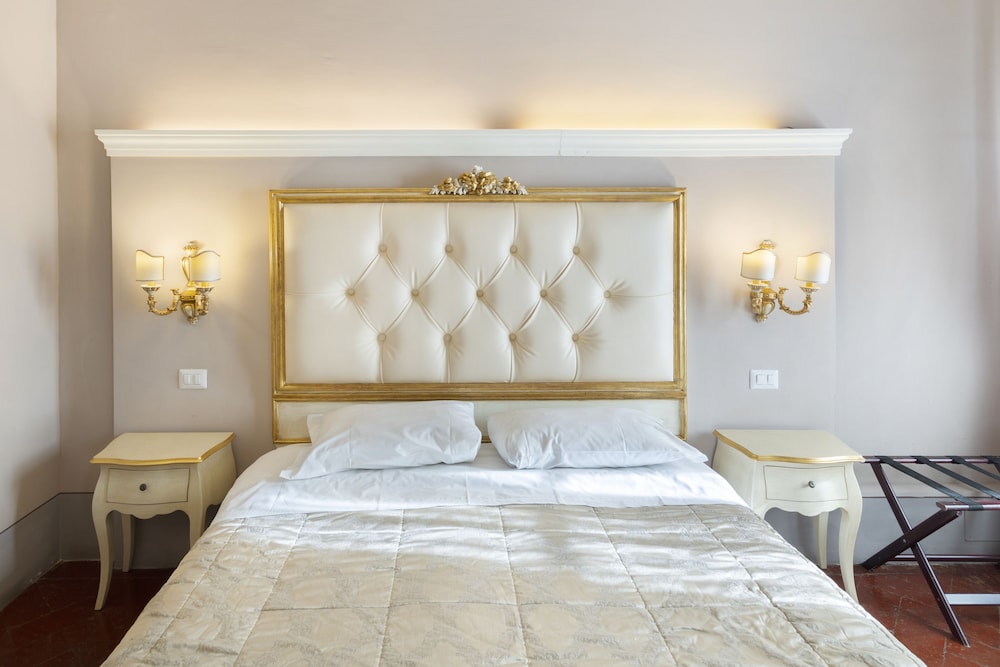 I Quattro Poeti — Hotel rooms in Florence, Tuscany