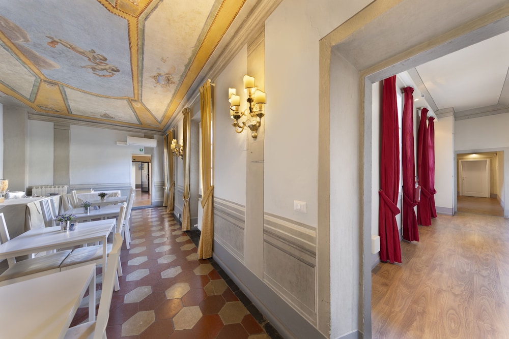 I Quattro Poeti — Restaurant & bars in Florence, Tuscany