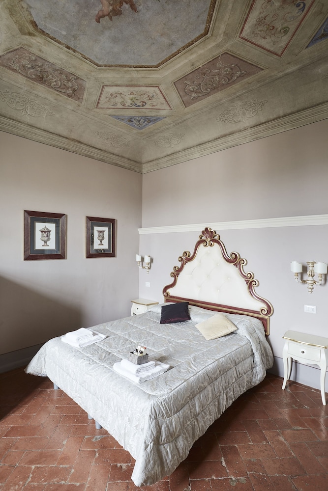 I Quattro Poeti — Hotel rooms in Florence, Tuscany