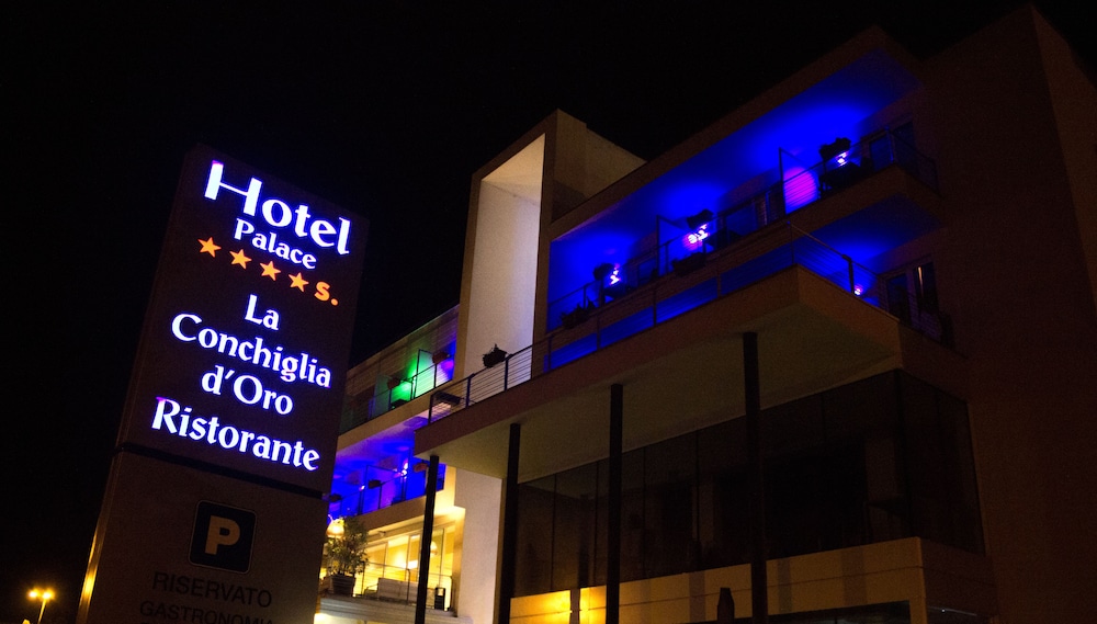 Palace Hotel La Conchiglia D'Oro - zdjęcie 4