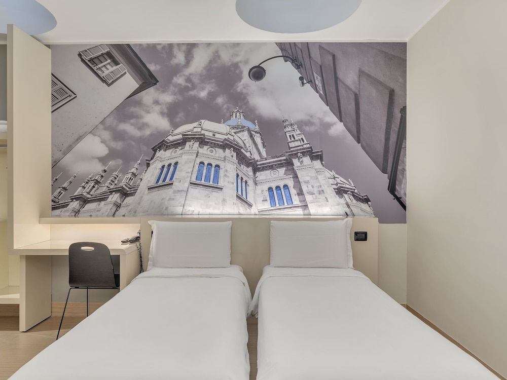 B&B Hotel Como Camerlata — Hotel rooms in Como, Lombardy