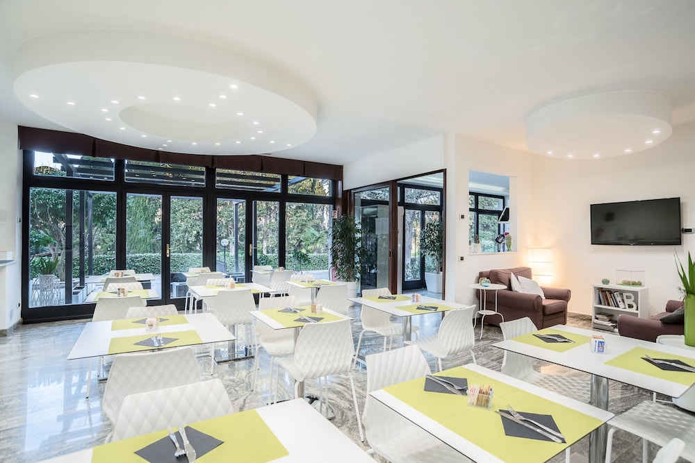 Hotel Boomerang — Restaurant & bars in Rome, Lazio