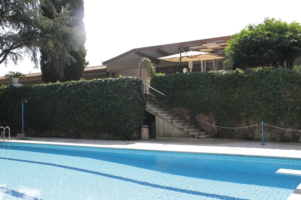 Hotel Boomerang — Swimming pool in Rome, Lazio