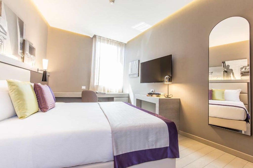 Orazio Palace Hotel — Hotel rooms in Rome, Lazio