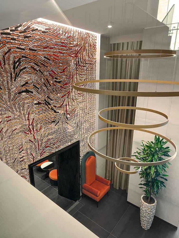 Orazio Palace Hotel — Hotel building in Rome, Lazio