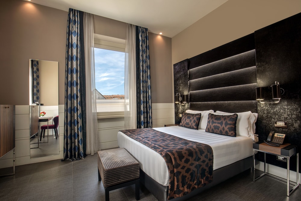 The Glam — Hotel rooms in Rome, Lazio
