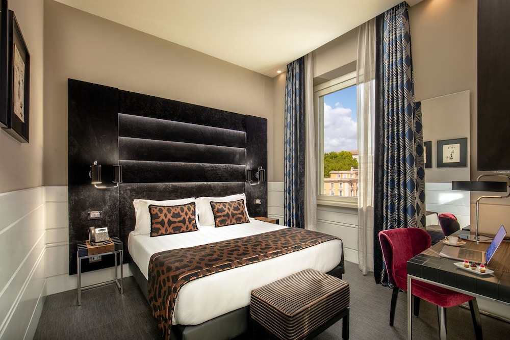 The Glam — Hotel rooms in Rome, Lazio