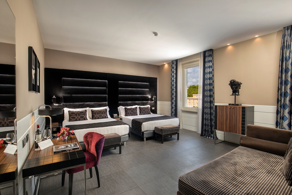 The Glam — Hotel rooms in Rome, Lazio