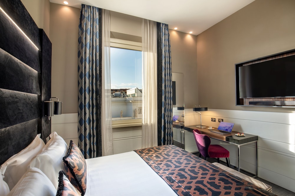 The Glam — Hotel rooms in Rome, Lazio