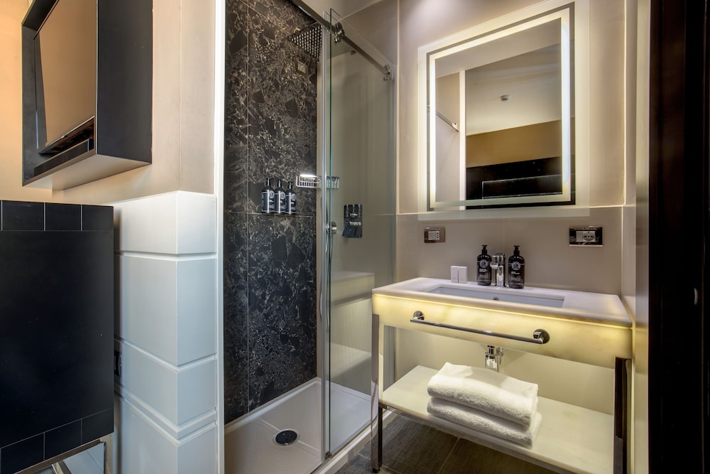 The Glam — Hotel rooms in Rome, Lazio