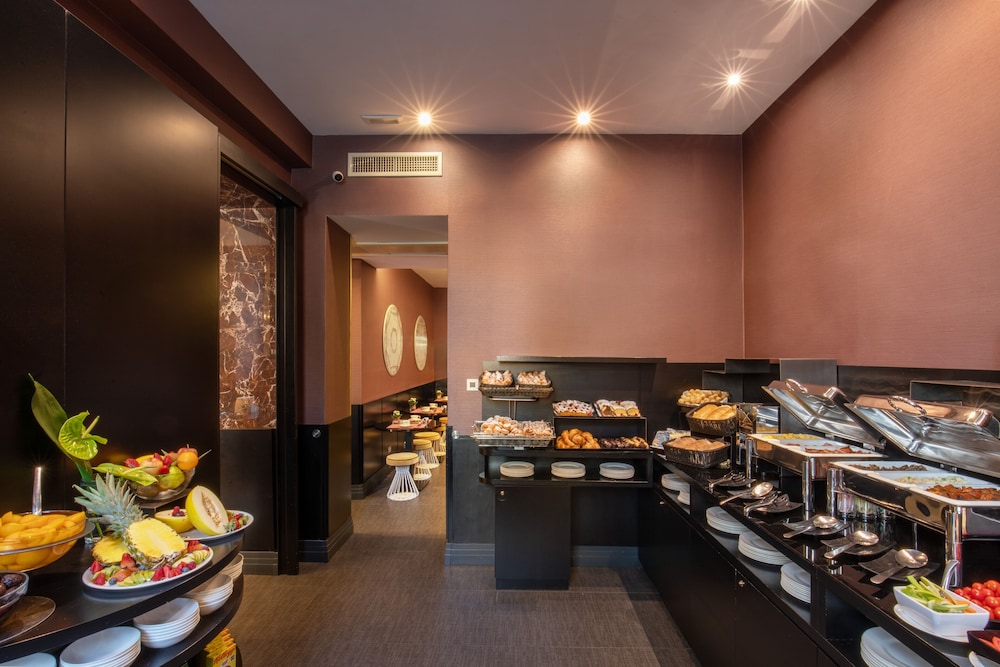 The Guardian Hotel — Restaurant & bars in Rome, Lazio