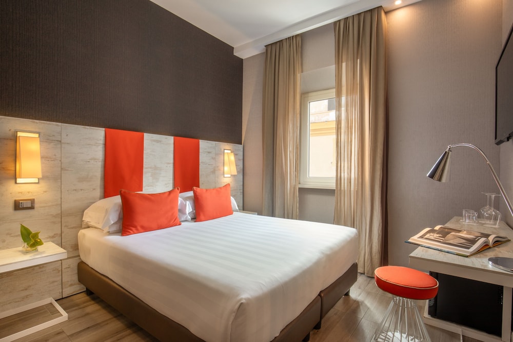 The Guardian Hotel — Hotel rooms in Rome, Lazio