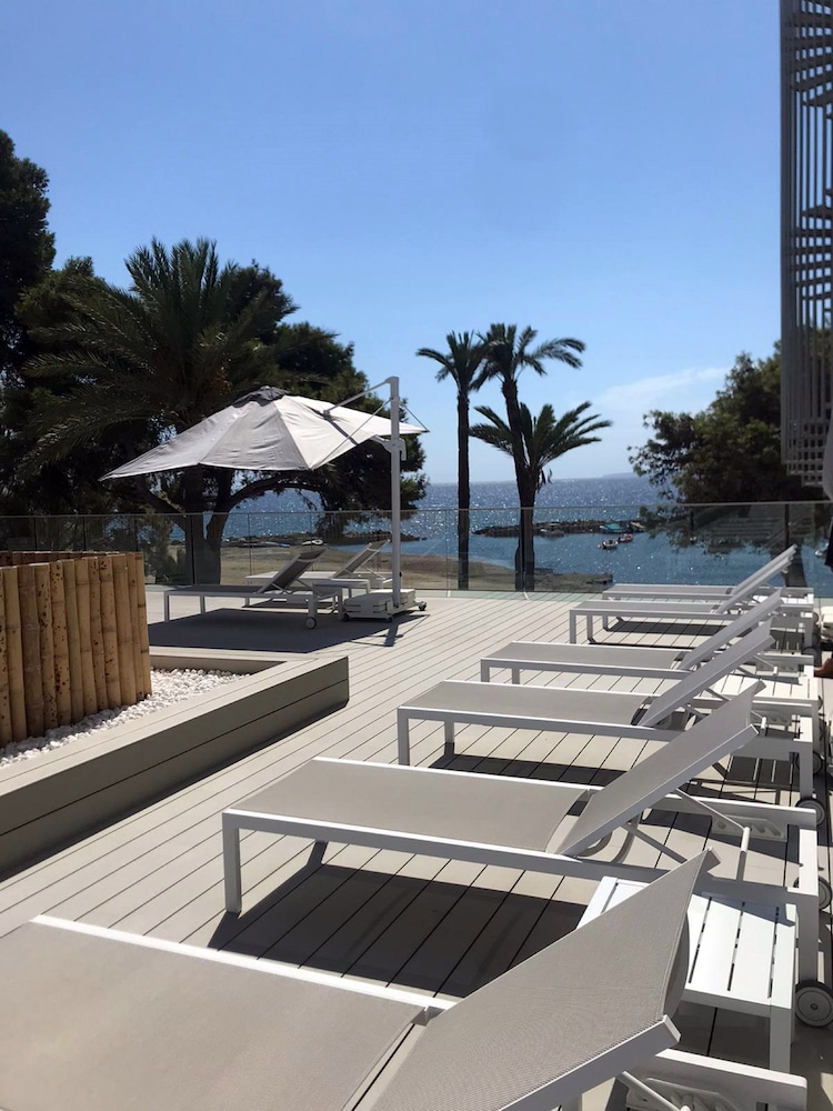 The Ibiza Twiins Hotel — Beach in Playa d'en Bossa, Balearic Islands